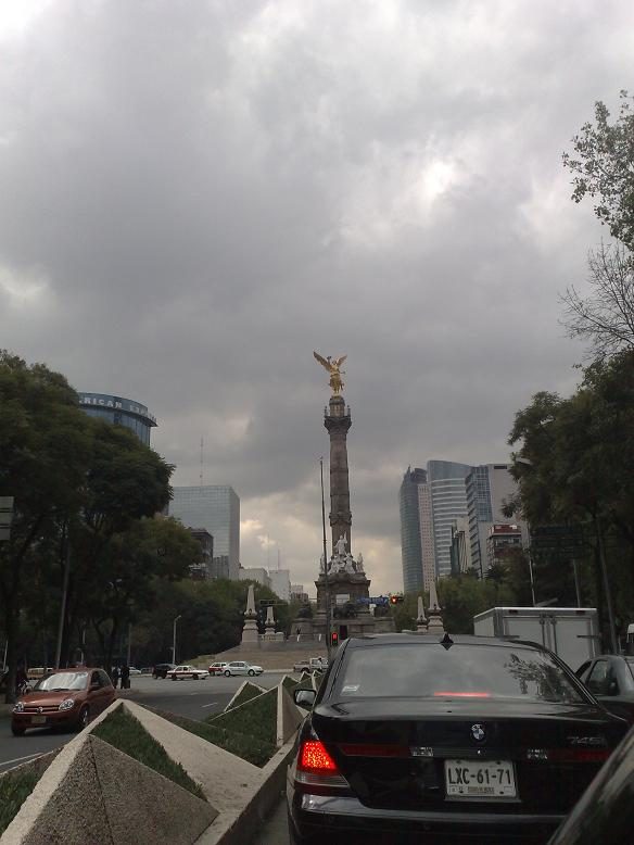 El Ángel de la Independencia on Paseo de la Reforma in Mexico City.